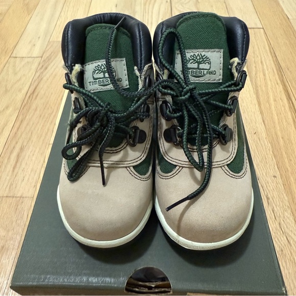 NWT Timberland 6" Field Toddler Boots Size 8 - Picture 1 of 10